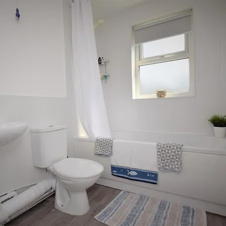 1 Bed In Saltburn-by- The- Sea 75726 * Marske-by-the-Sea