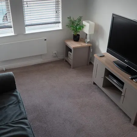 1 Bed In Saltburn-by- The- Sea 75726 *